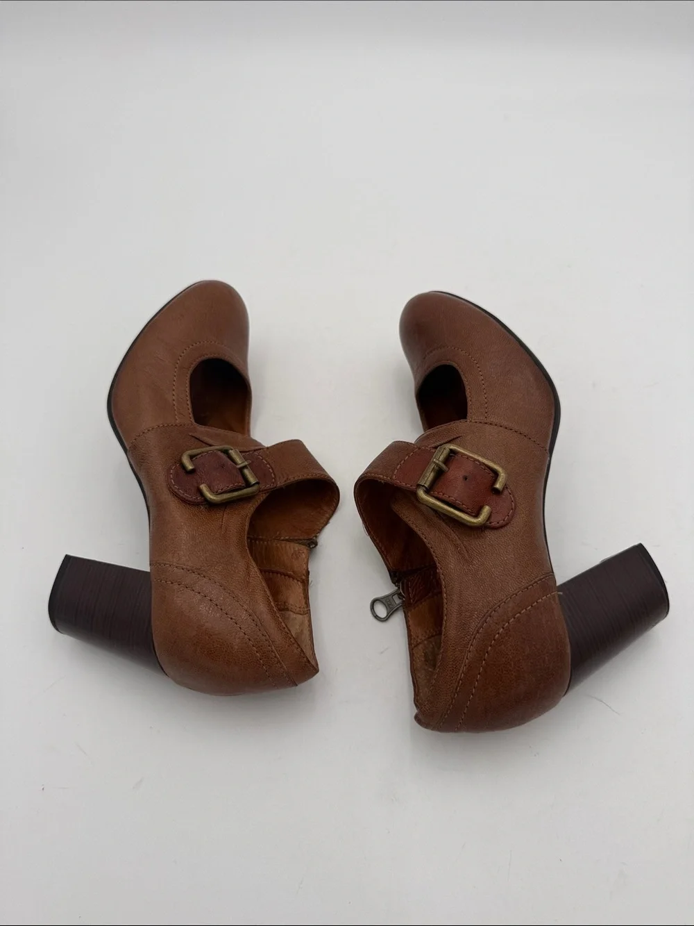 Clarks Brown Mary Jane Block Heel Pumps with Buckle women 6M casual office Y2K